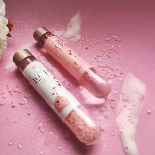 U nás nájdeš darčeky pre každého! Mamičku, otecka, priateľa, dieťa, babičku a deda, pre kolegu… Napíš do komentára, pre...